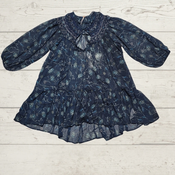 Free People Keeping Up With Kara Tunic - Picture 2 of 10